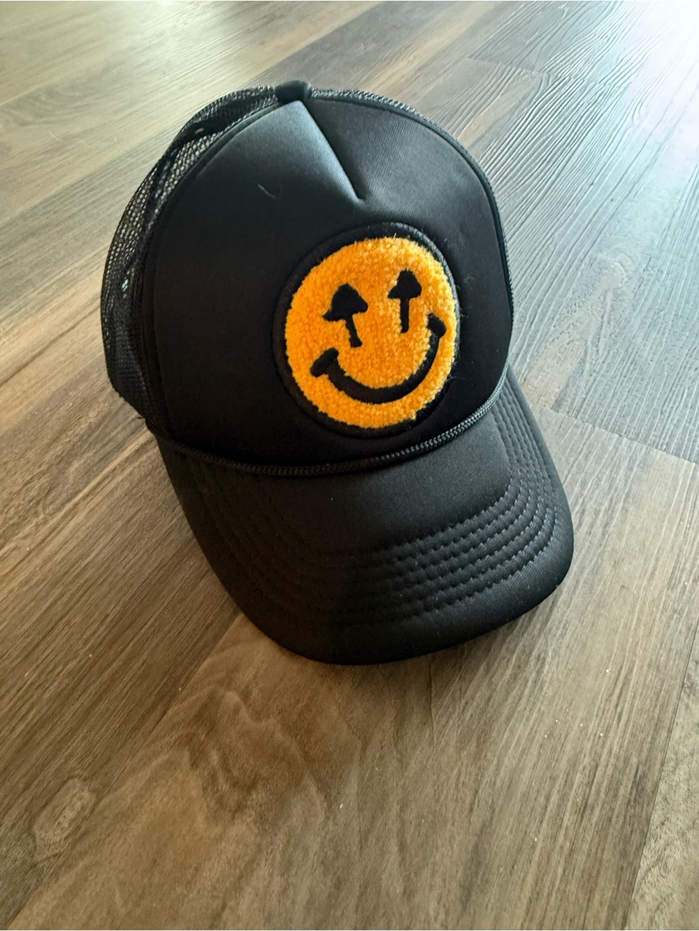 Happy Caps Double Blind Black Trucker Hat Yellow Black Smiley Mushroom Patch - Picture 4 of 9